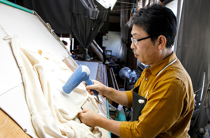 (有)アサオ修整 工場風景